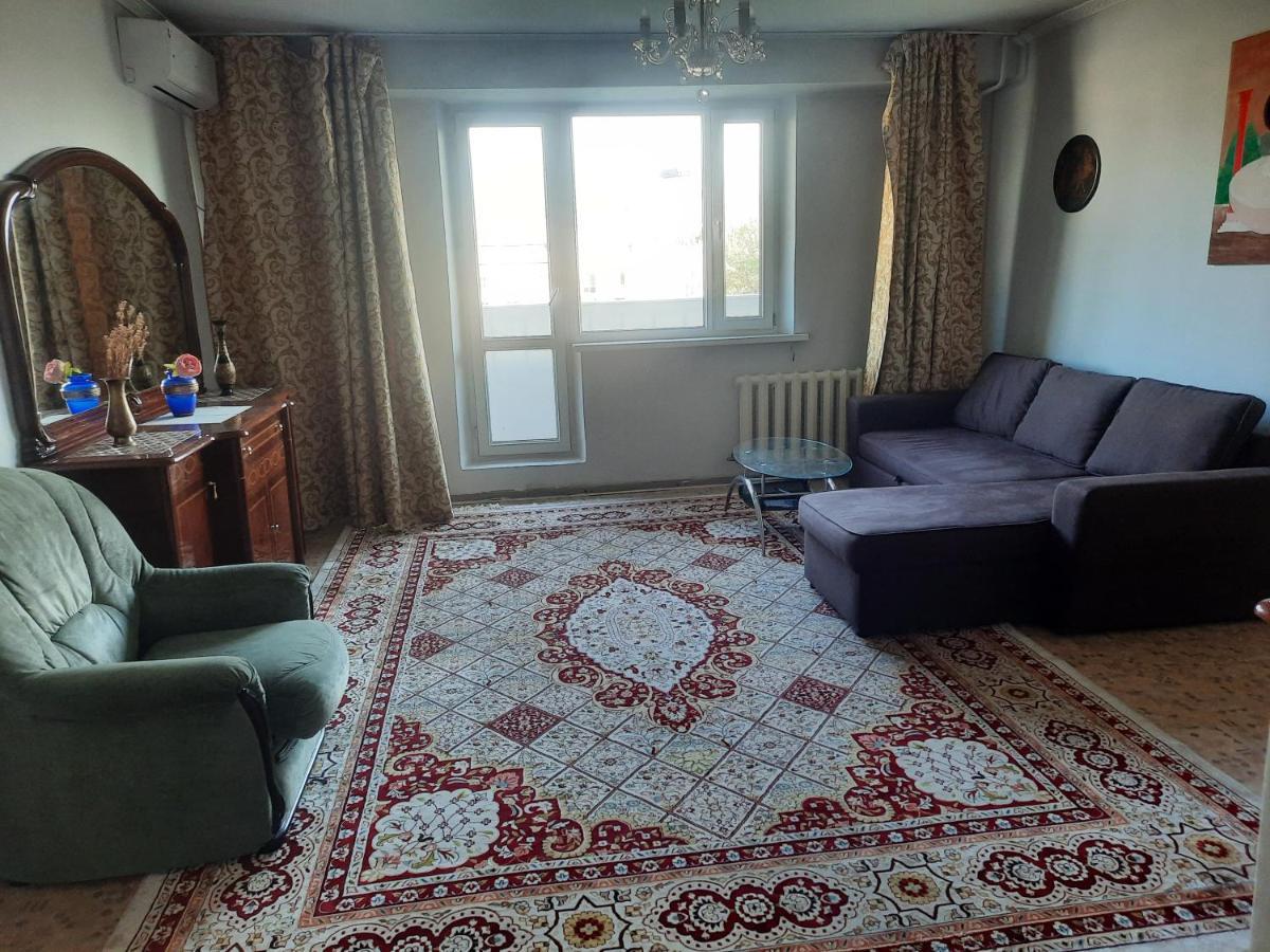 Apartment Shevchenko Panfilova Ałma Ata Zewnętrze zdjęcie