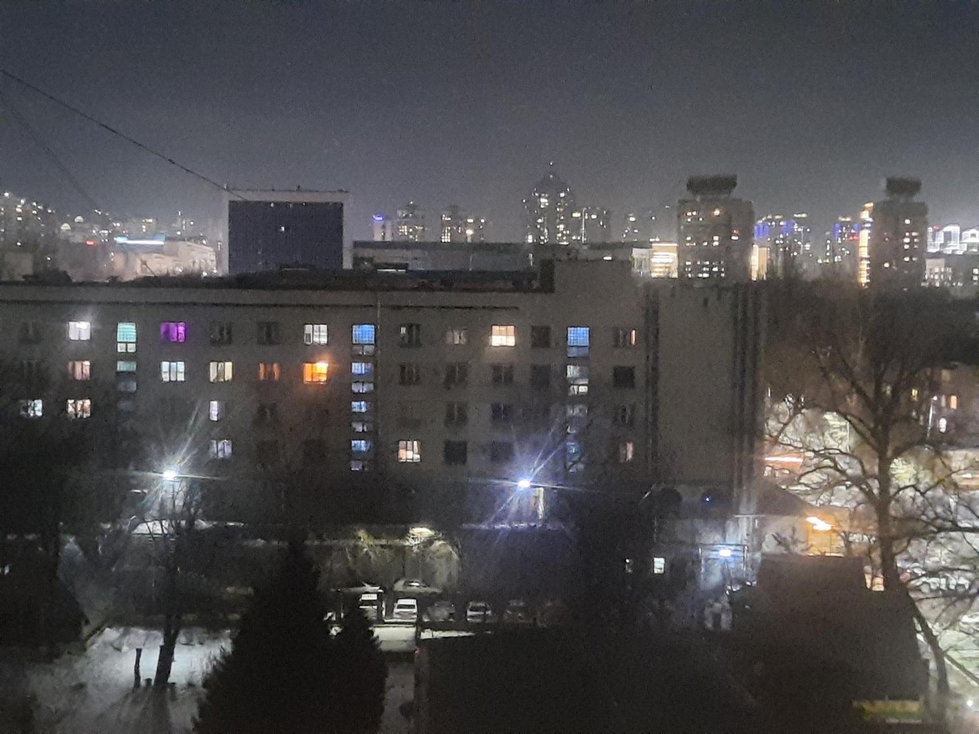 Apartment Shevchenko Panfilova Ałma Ata Zewnętrze zdjęcie